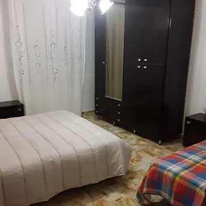 https://appartamento-quartaia.it-tuscanyhotel.com